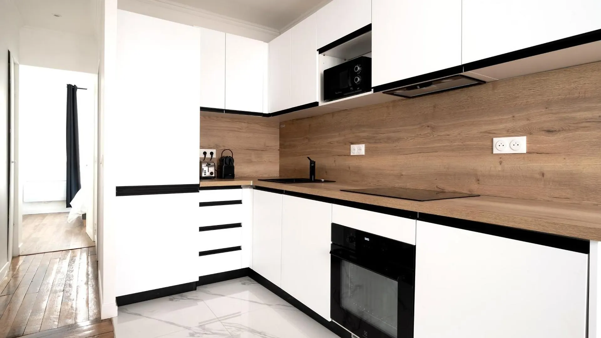 Appartement Paris Blanche - Welkeys Apartment