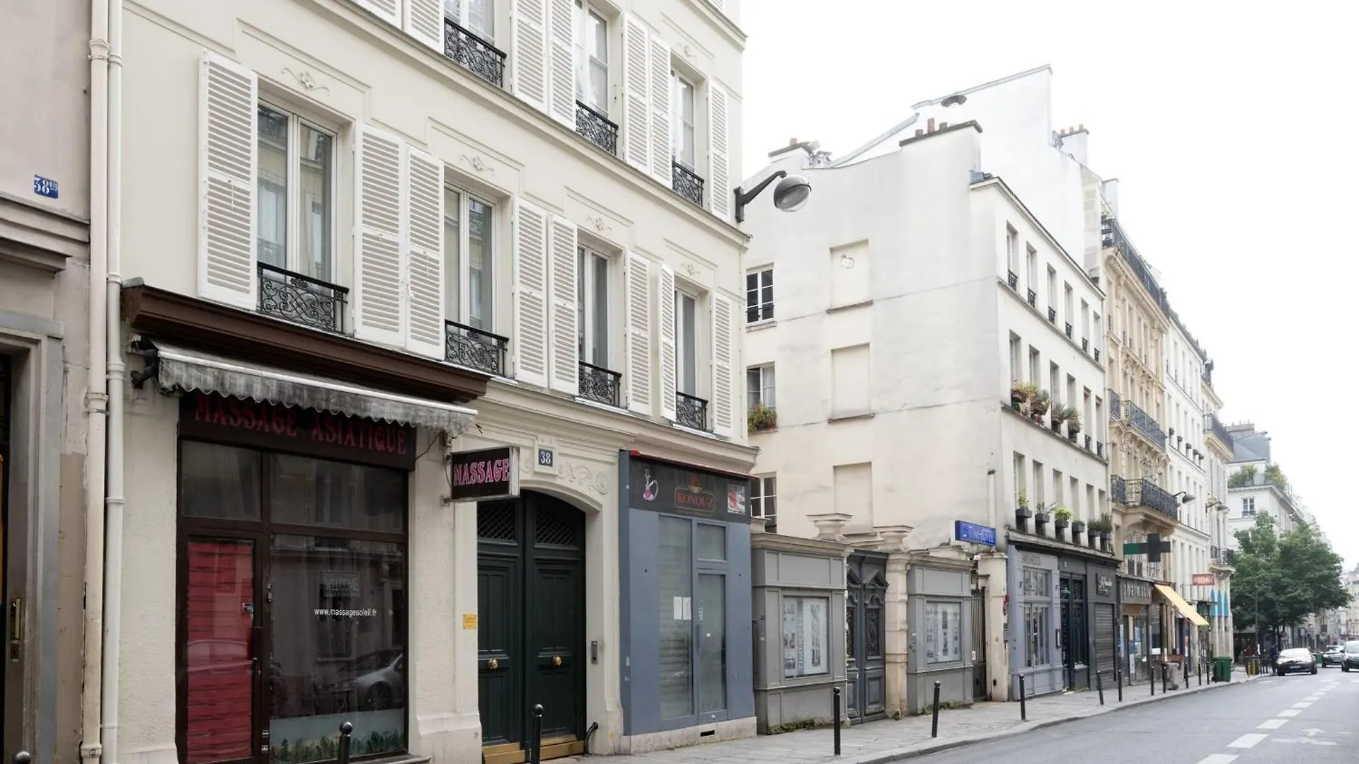 Apartment Appartement Paris Blanche - Welkeys France